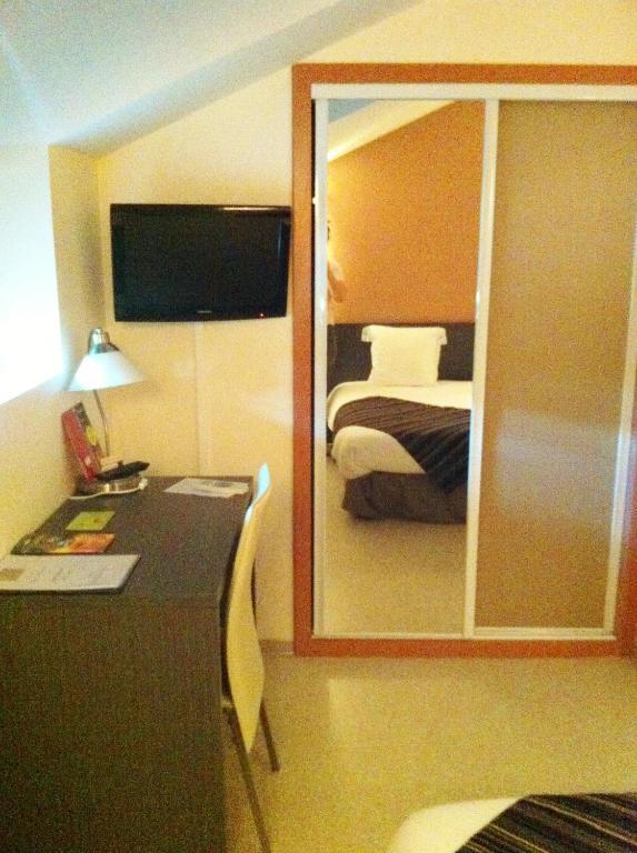 Fasthotel Le Rale Des Genets - Un Hotel Fh Collection Dun-sur-Meuse ห้อง รูปภาพ